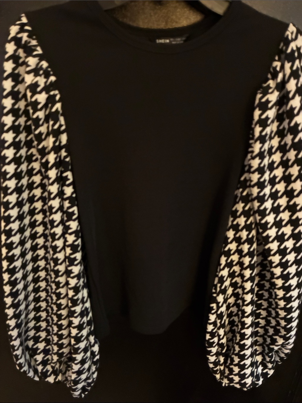 SHEIN Black Crewneck Top with Black-and-White Houndstooth Balloon Sleeves L